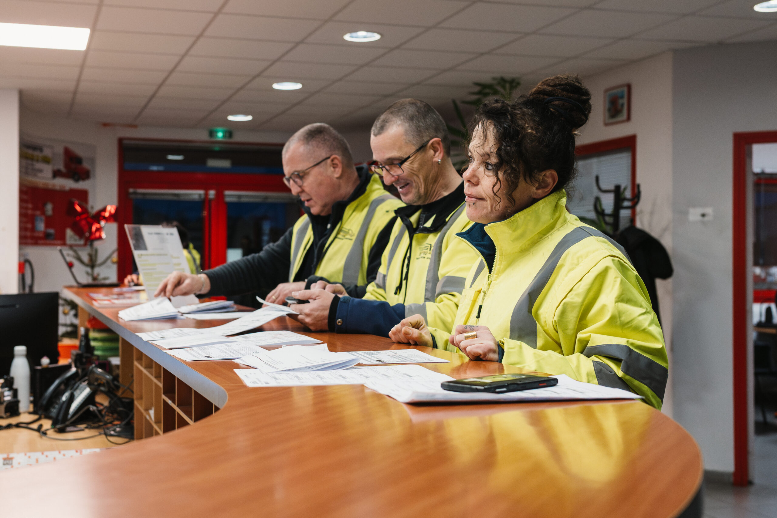 Reportage photo au coeur de l'entreprise Transports Combemale & Fils à Onet-le-Château, Aveyron © Franck Tourneret Photographe