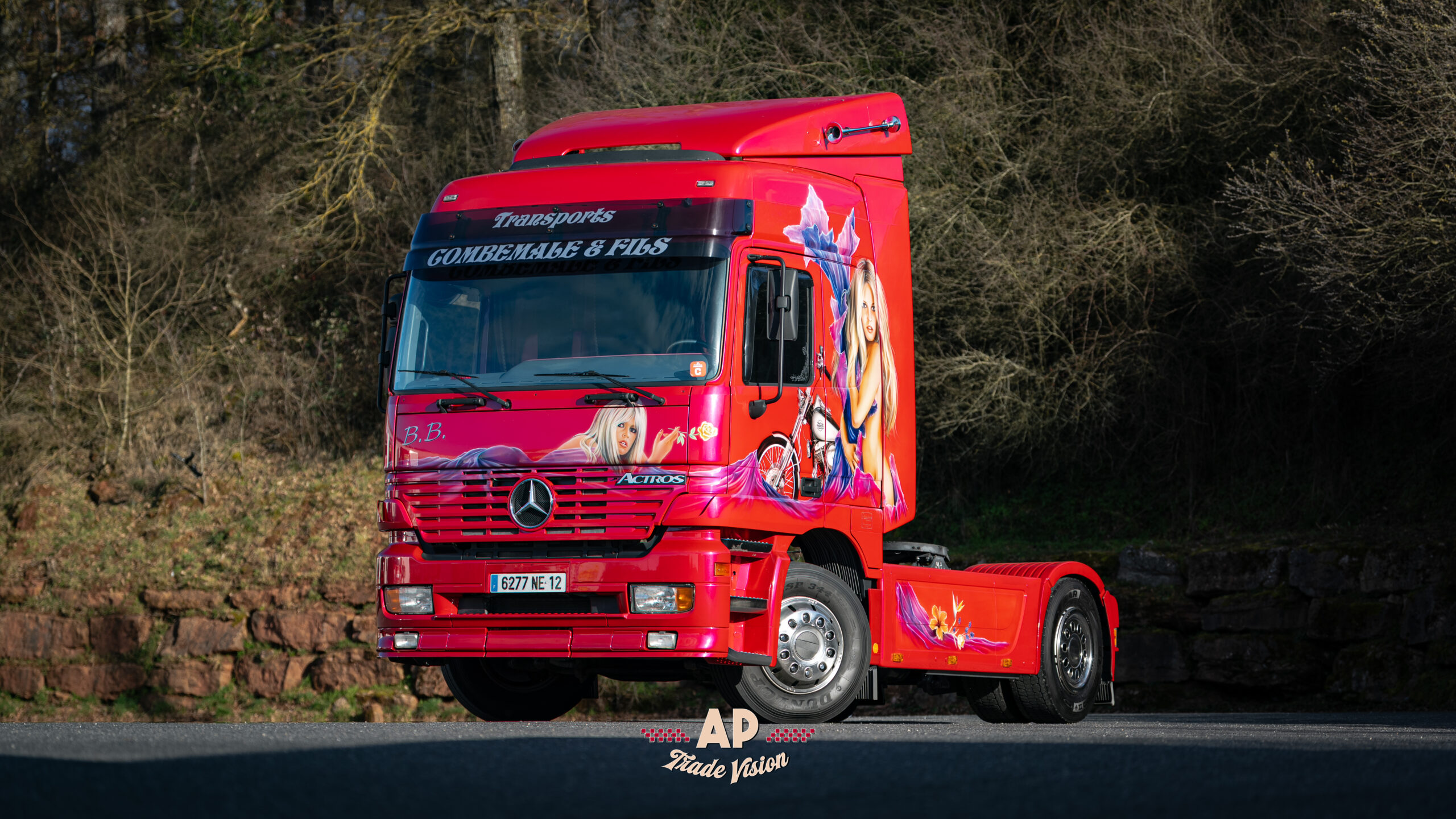 APV03550